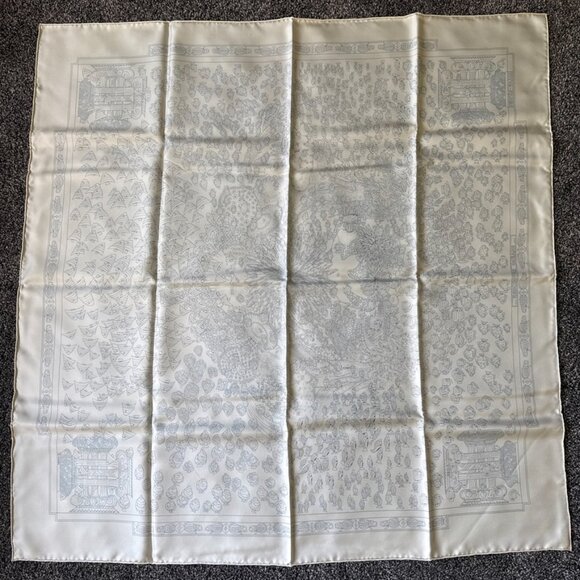 Hermes Scarf Carré 90 Atlantic Ocean Encounter Silk Blue Seabed Fish - Picture 2 of 8